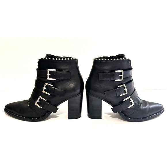 Steve Madden Humble Moto Boot Sz 7.5M Black Leather Buckle Studs Pointed Toe - Picture 5 of 7